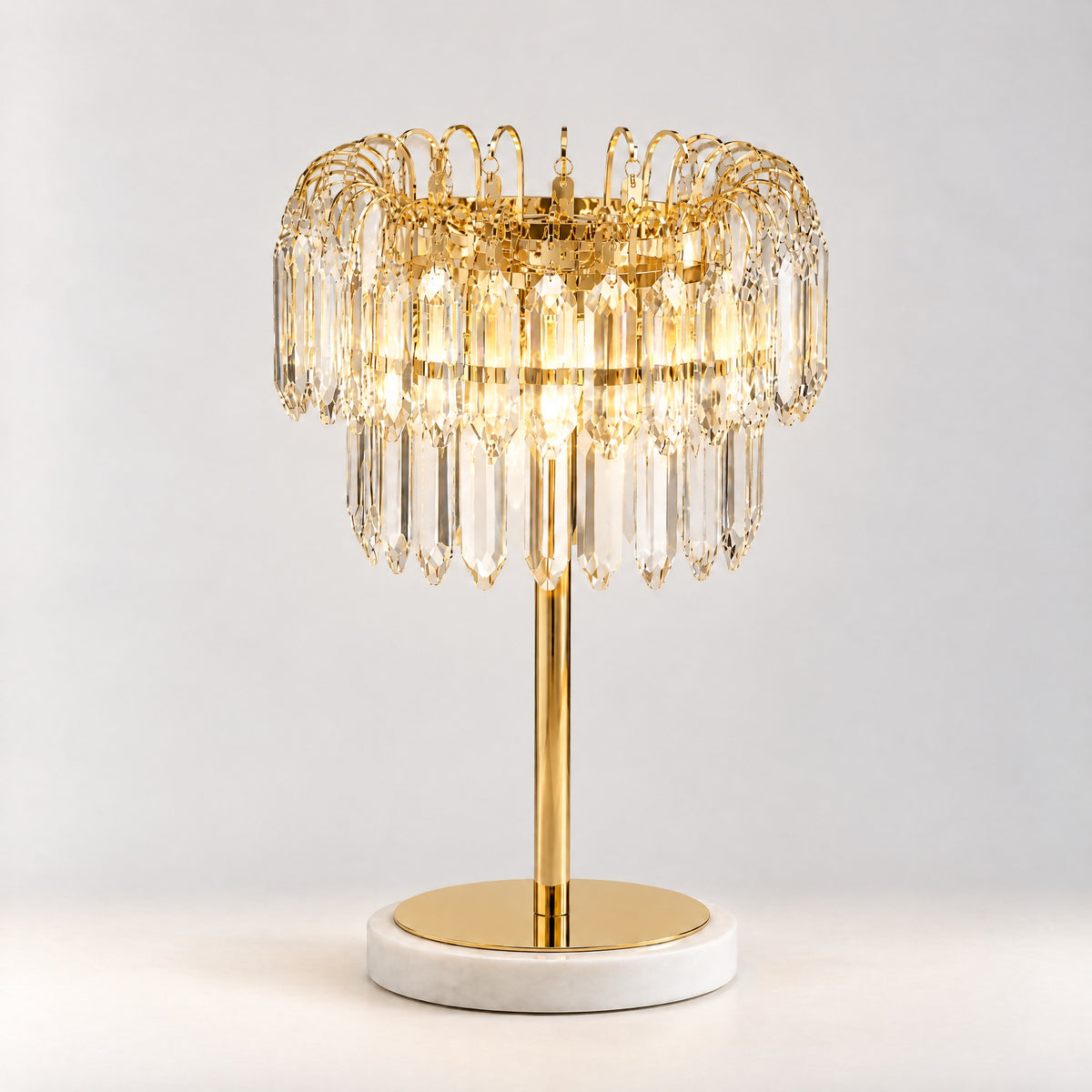 Eterea Crystal Table Lamp – lights on