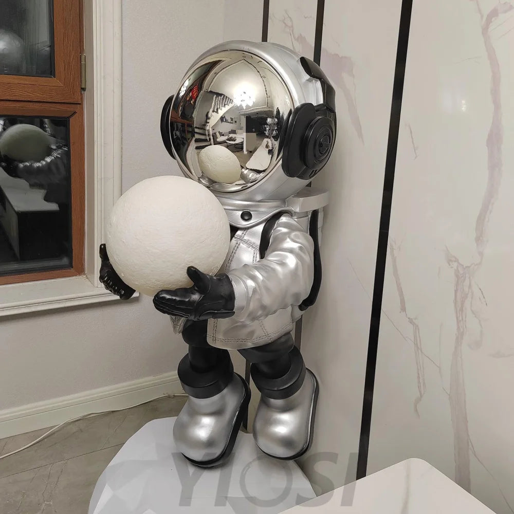 Fantasy Astronaut Built-in Battery Floor Lamp - Creature-1-Yiosilamp