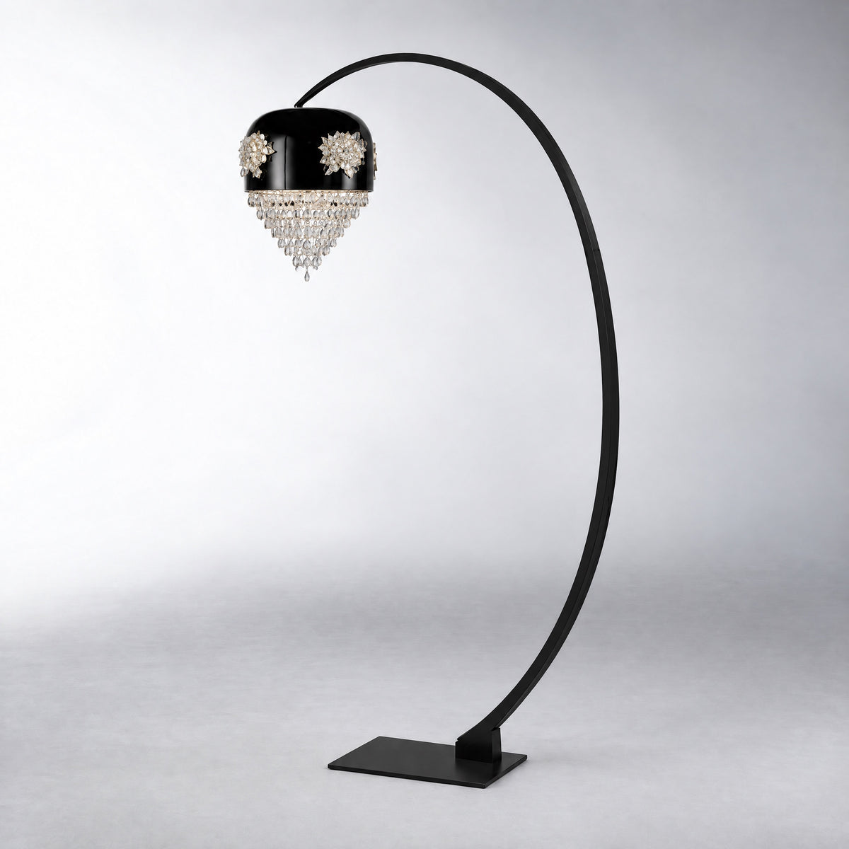 Floral Glory Modern Sculptural Floor Lamp – lights off