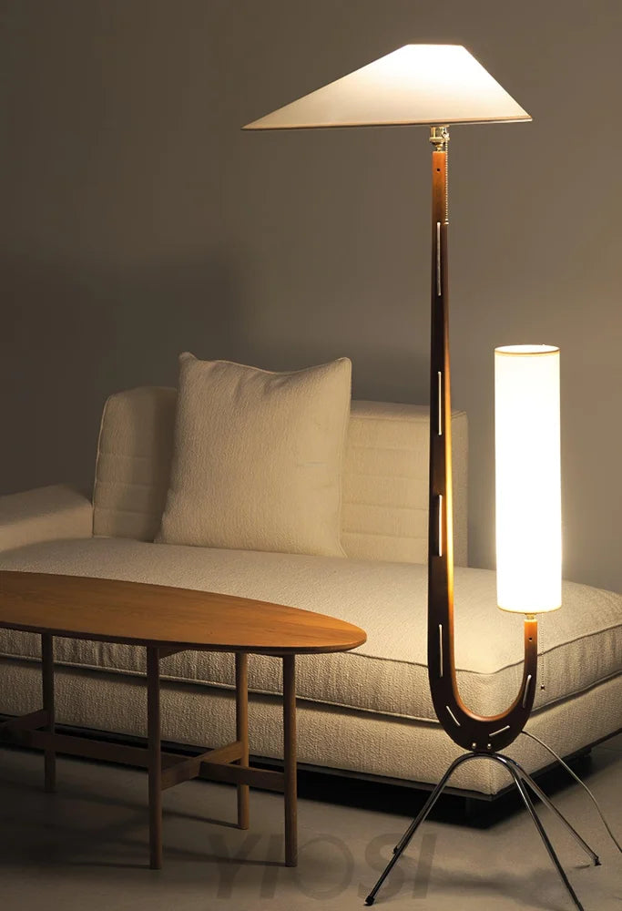 Giraffe Floor Lamp ∅ 21.6″ - Wood-1-Yiosilamp