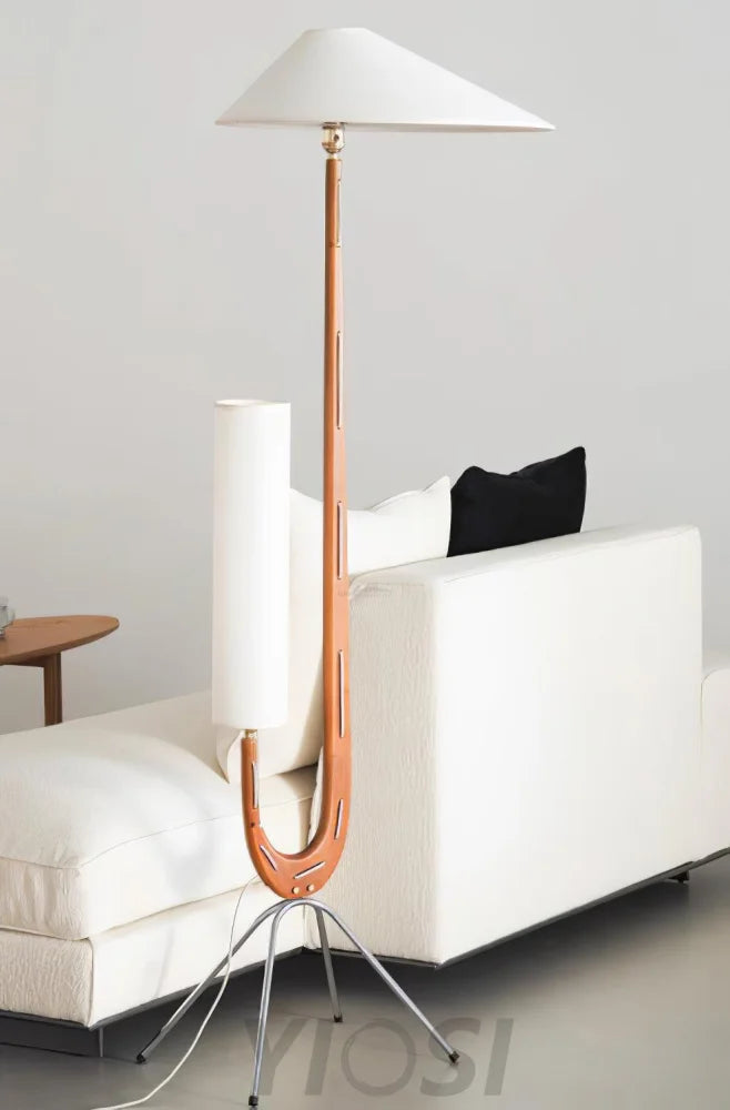 Giraffe Floor Lamp ∅ 21.6″ - Wood-1-Yiosilamp