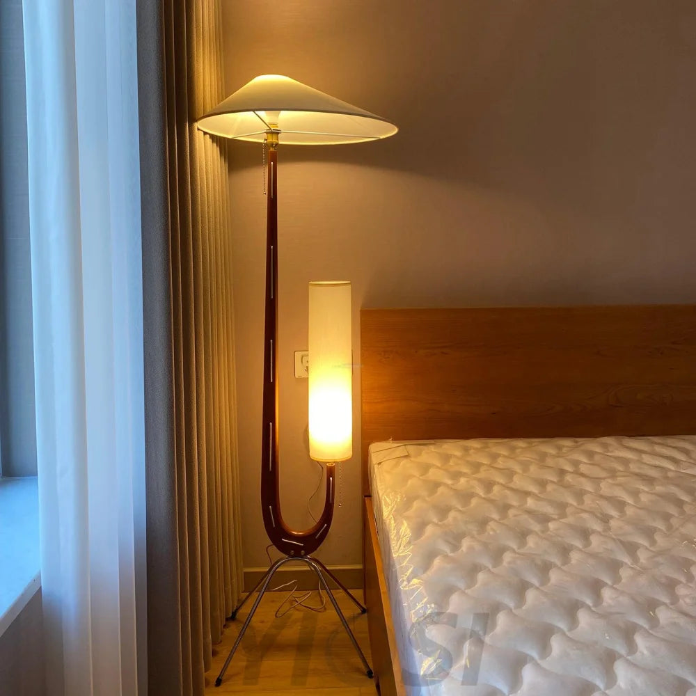 Giraffe Floor Lamp ∅ 21.6″ - Wood-1-Yiosilamp