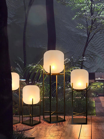 Lantern Solar Floor Lamp for Outdoor - Cube-1-Yiosilamp