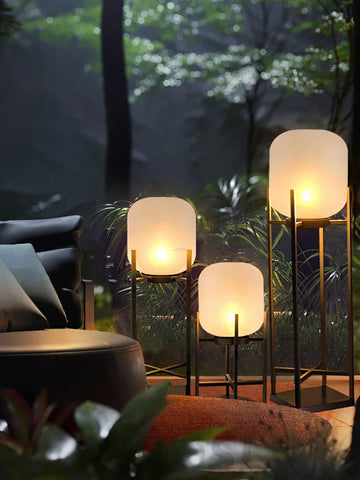 Lantern Solar Floor Lamp for Outdoor - Cube-1-Yiosilamp