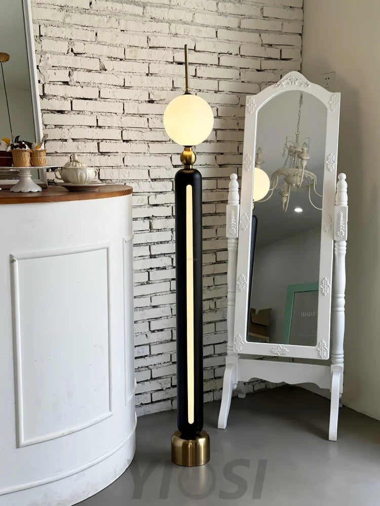 Lightning Rod Floor Lamp ∅ 7.1″ - Pillar-1-Yiosilamp