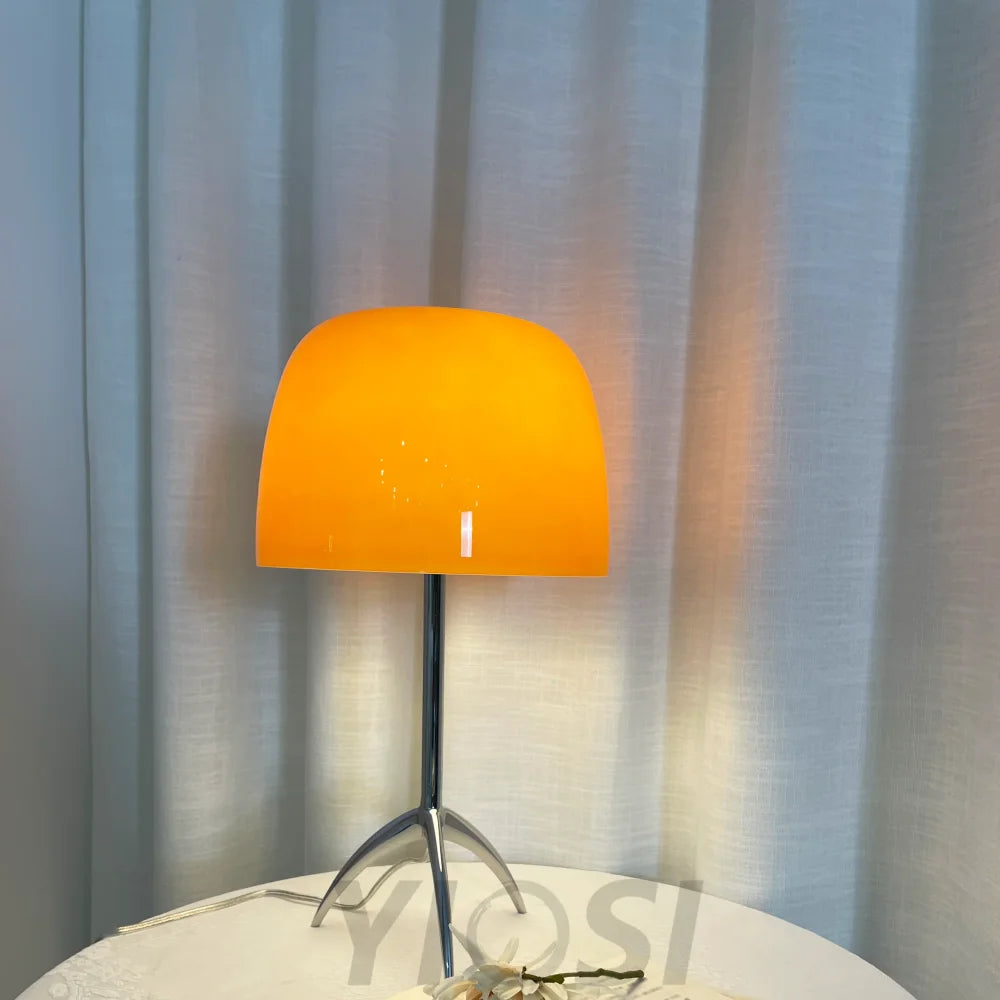 Lumiere Glass Table Lamp Lamp