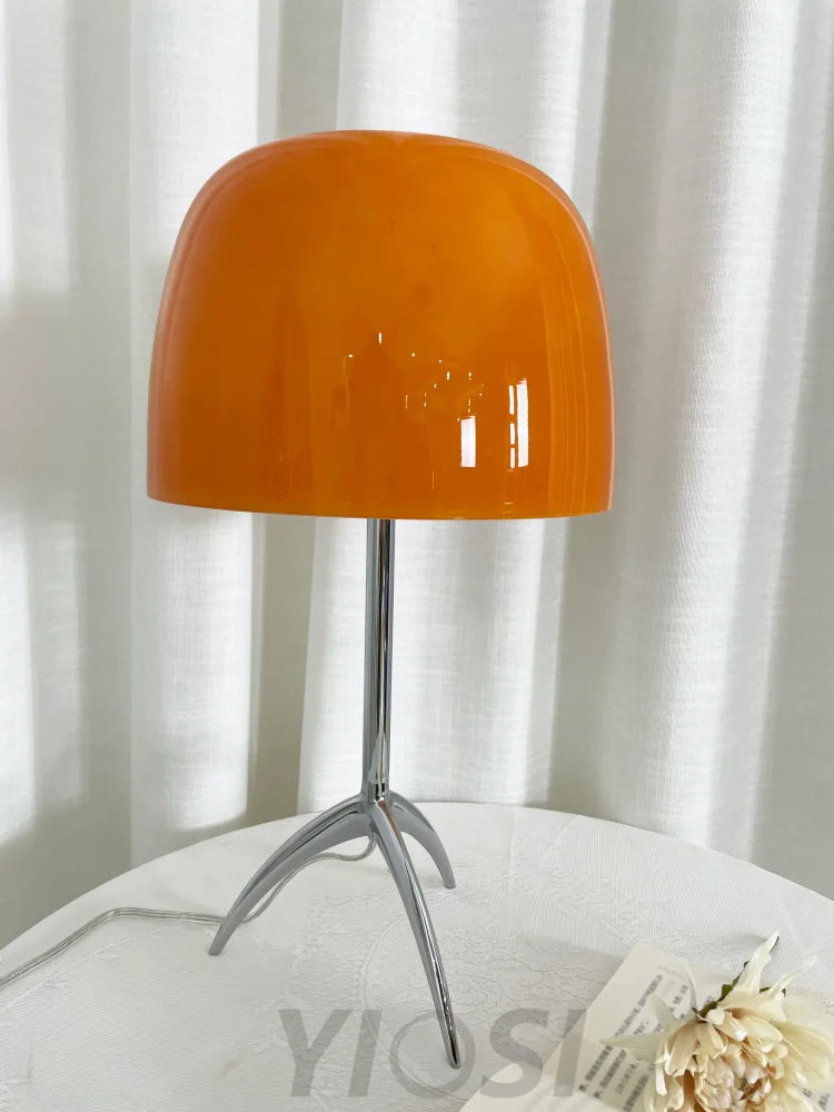 Lumiere Glass Table Lamp Lamp