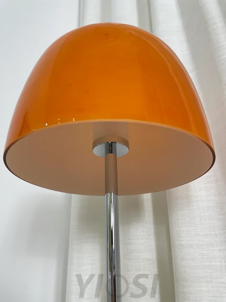 Lumiere Glass Table Lamp Lamp