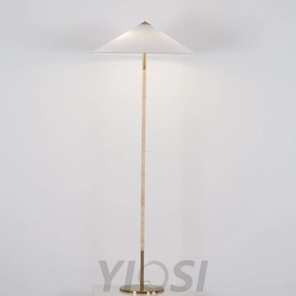 Model 9602 Floor Lamp - Yiosilamp