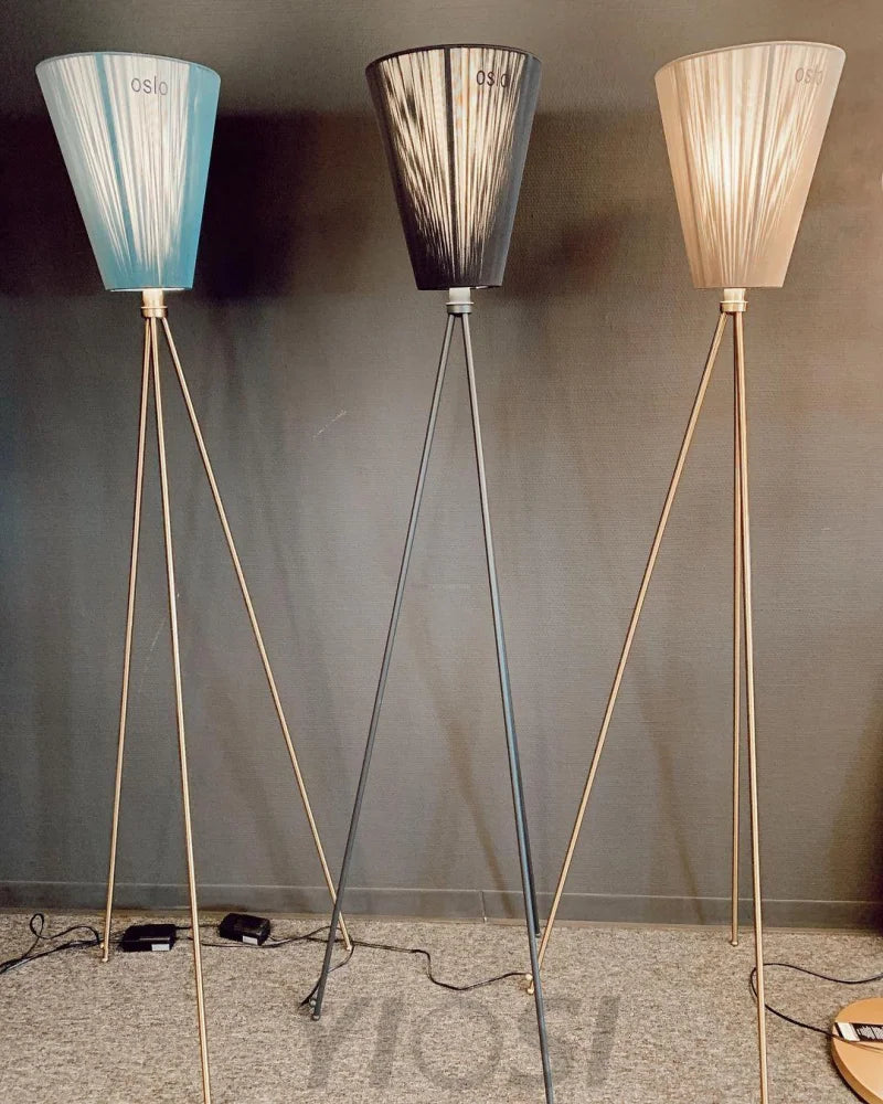 Modern Oslo Wooden Floor Lamp - Yiosilamp