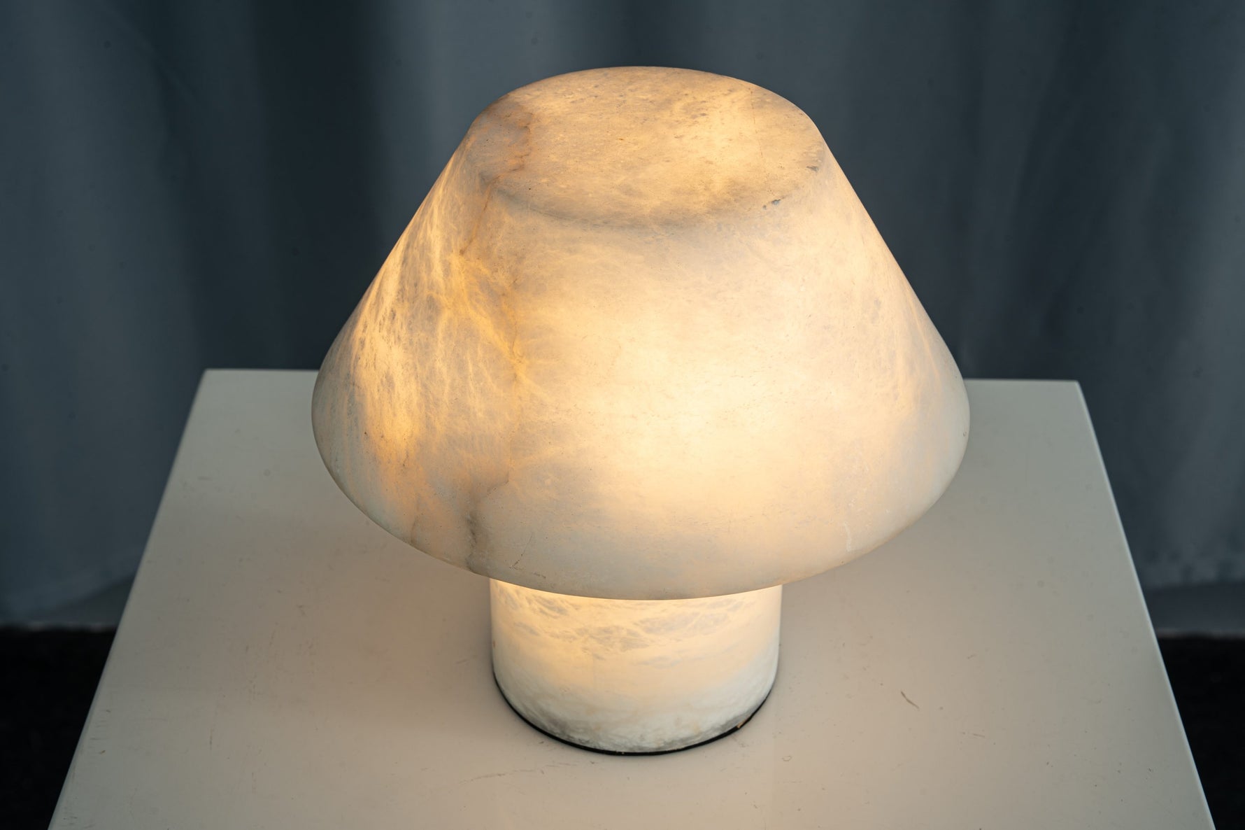 yiosi-obelisco-mushroom-large-t525-143-006.jpg