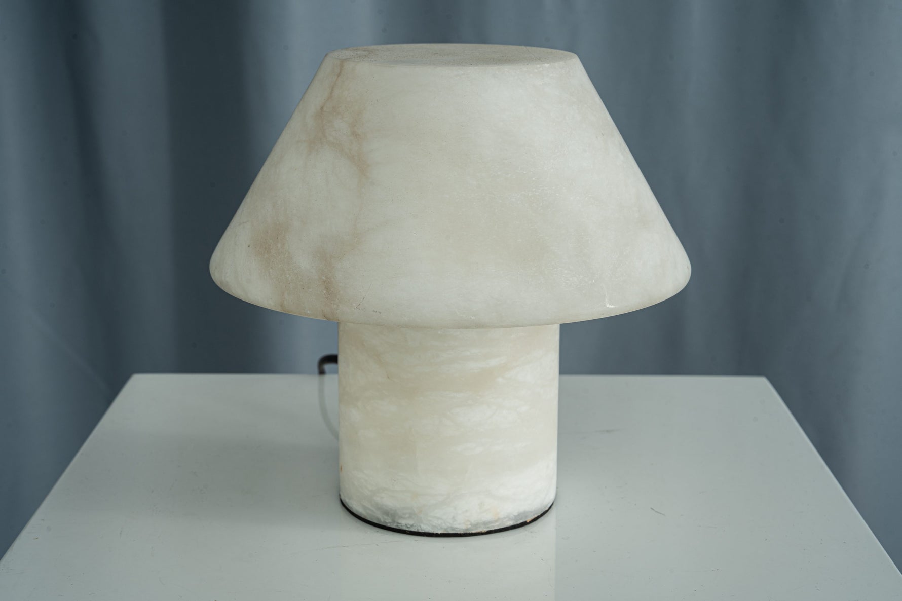 yiosi-obelisco-mushroom-large-t525-143-012.jpg