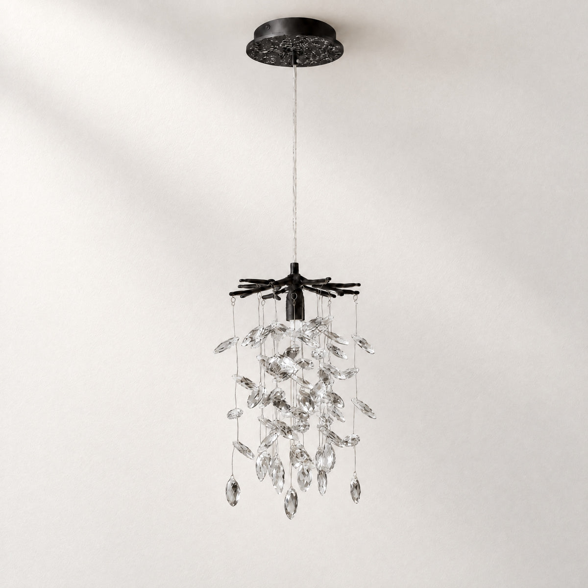 Odalys Modern Branch Pendant Light – lights off