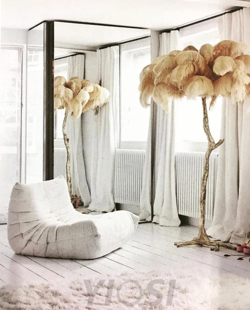 Ostrich Feather Floor Lamp - Feather-1-Yiosilamp