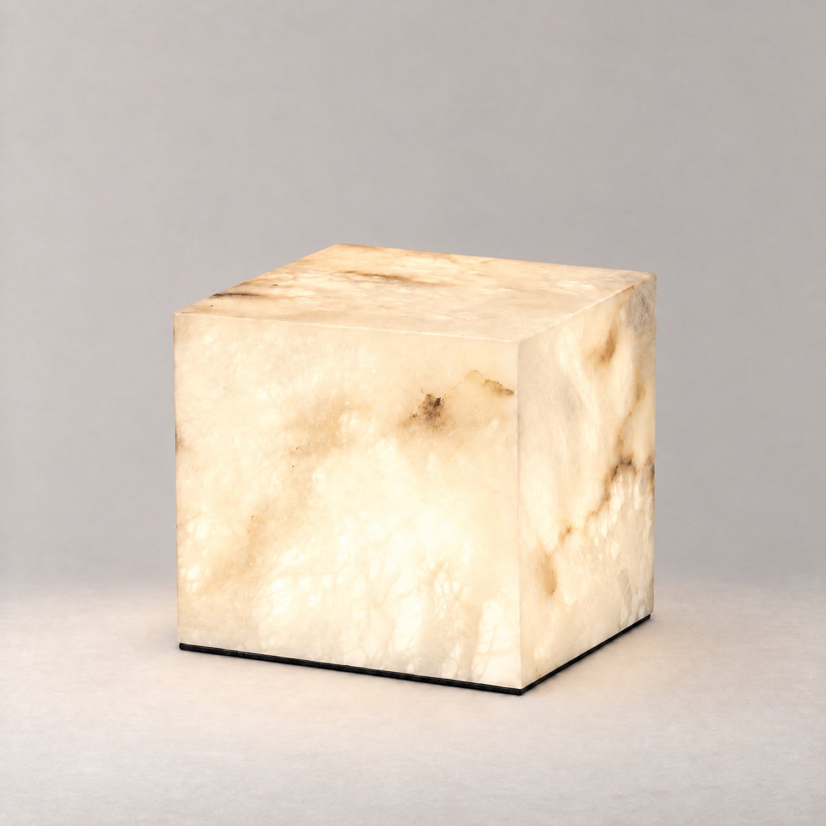 Pearl Modern Alabaster Table Lamp – lights on