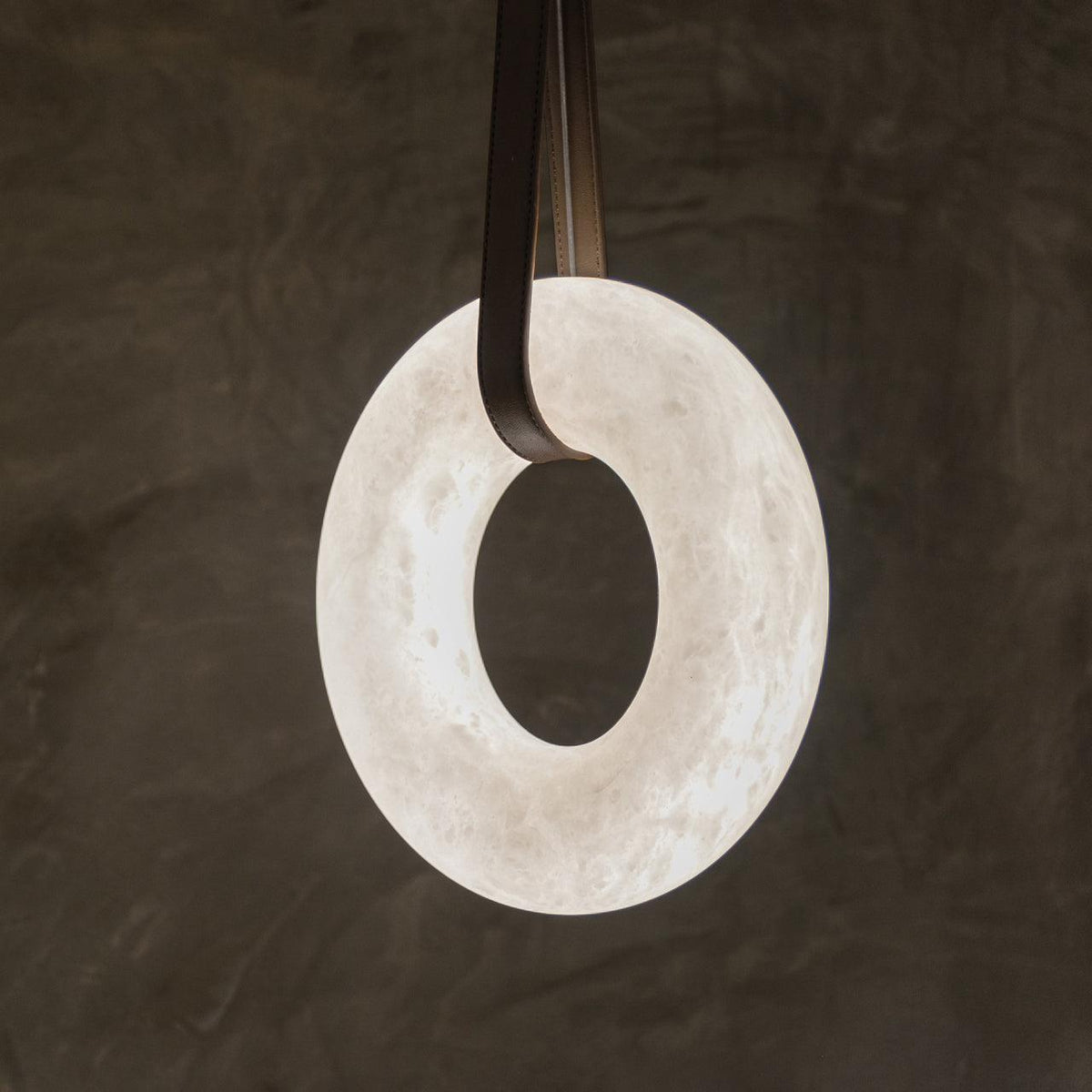 Vakkerlight Oslo Pendant Light A Alabaster Ring Ceiling Lamp