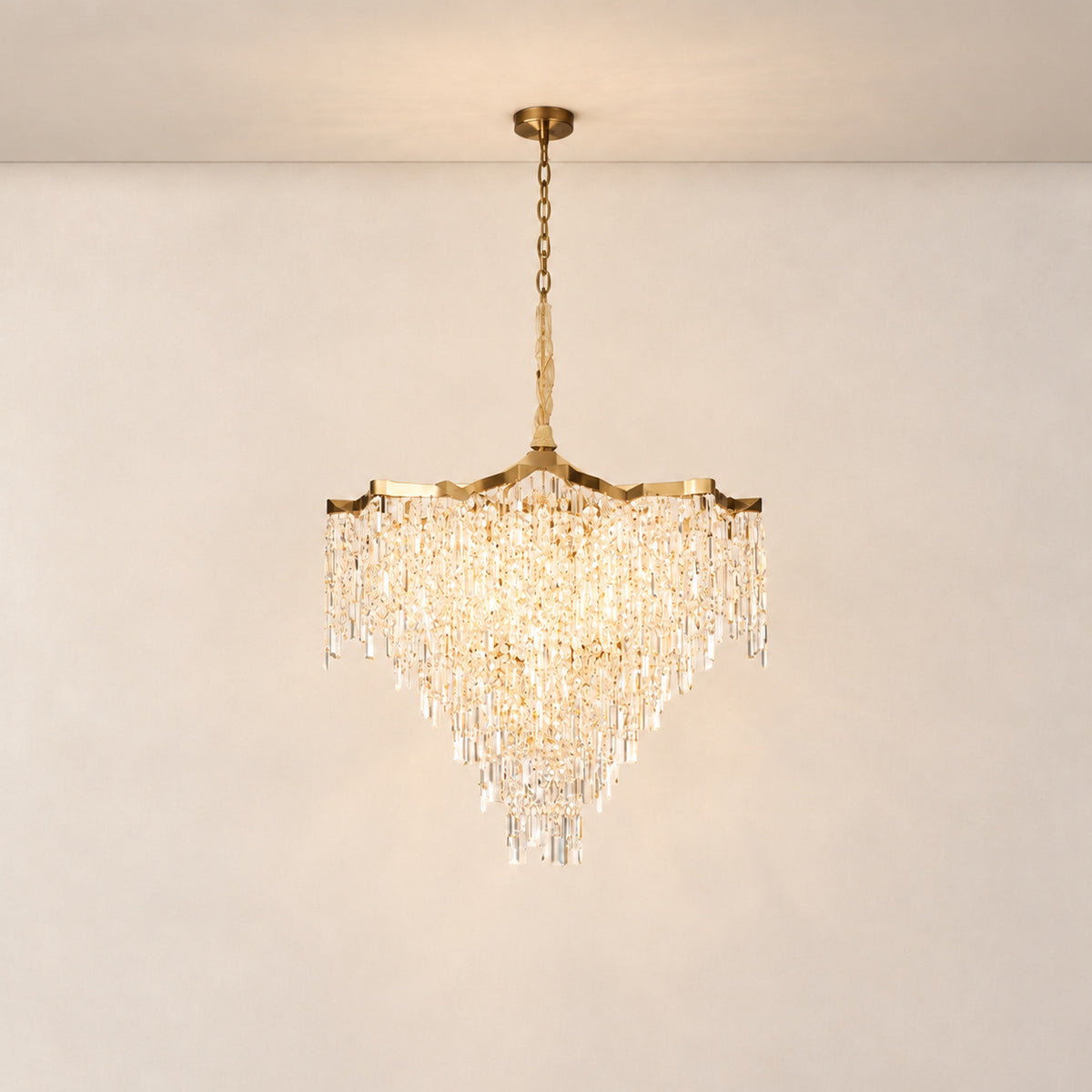 Pianeta Crystal Chandelier – lights on