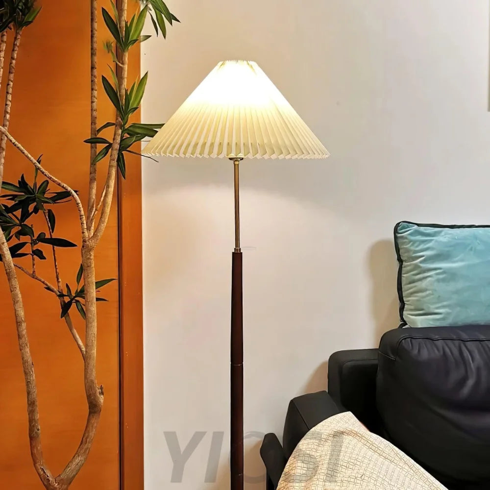 Pleated Floor Lamp ∅ 17.7″ - Yiosilamp