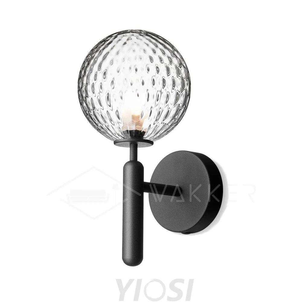 Nordica Plug‑In Wall Lamp with Brass Finish and Clear Glass