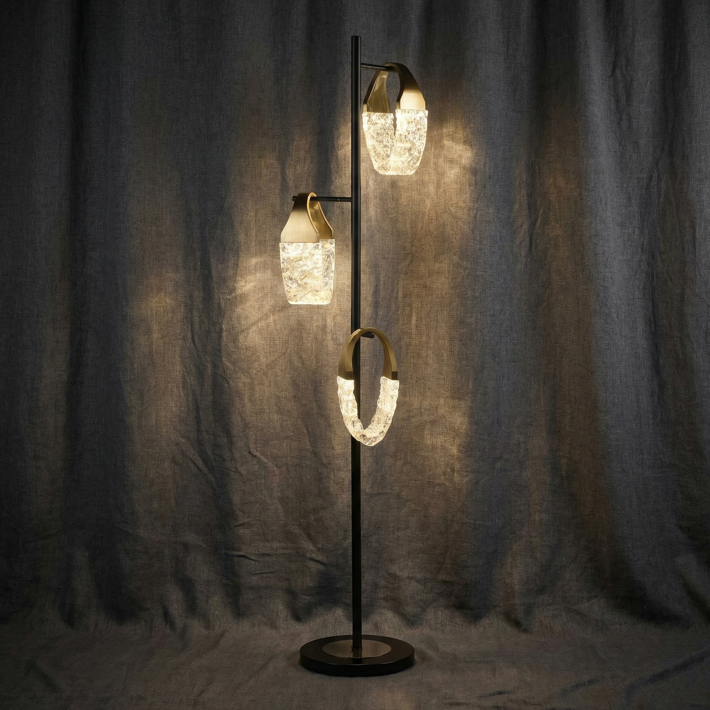 Yiosi Heart to Heart Floor Lamp - Image 1