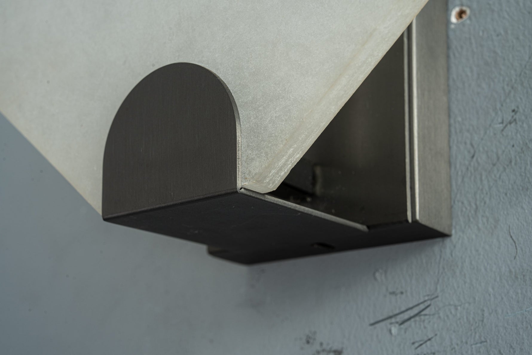 yiosi-scultura-fan-373-103-024.jpg