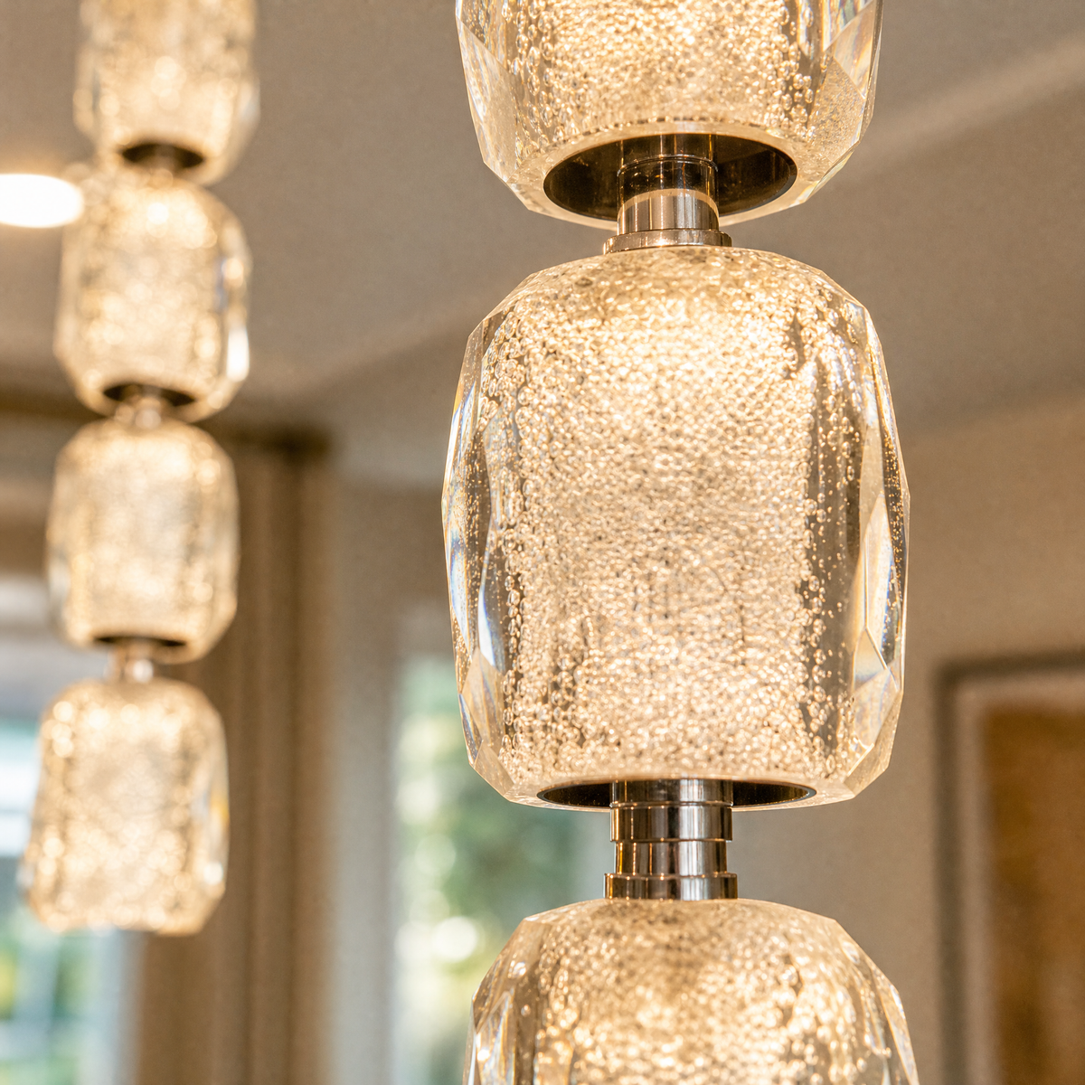 seduction-drop-pendant-cluster-chandelier_MLD-001