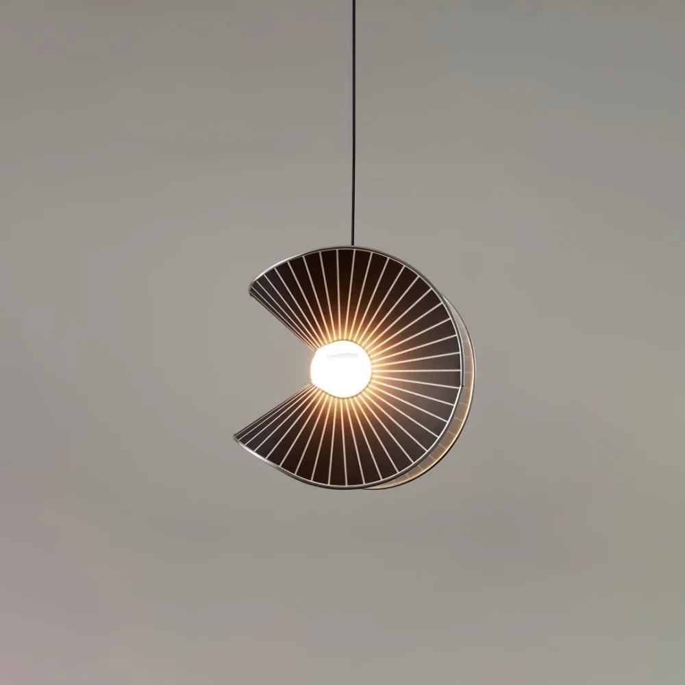 Shell Nordic Pendant - Pleated-1-Yiosilamp