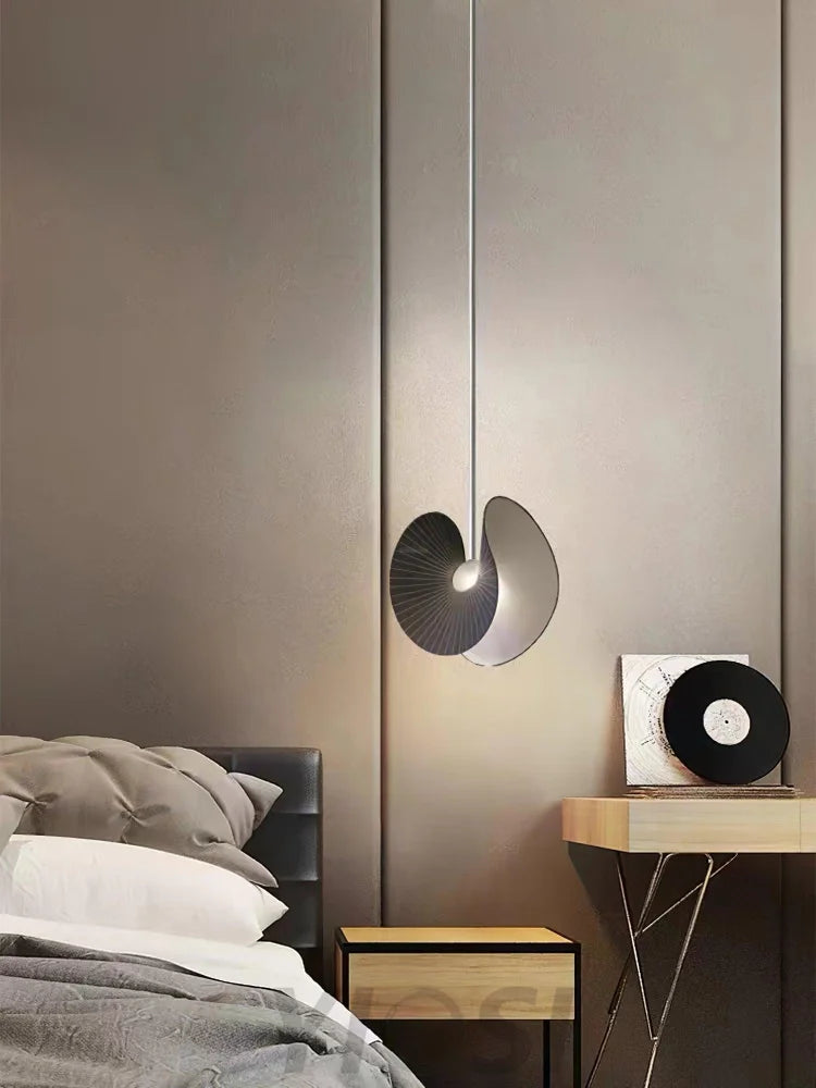 Shell Nordic Pendant - Pleated-1-Yiosilamp