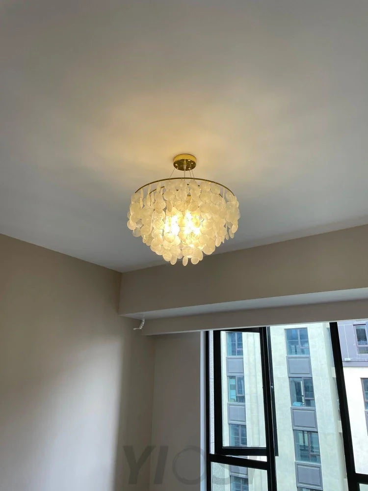 Shell Wind Chime Chandelier ∅ 19.7″ - Yiosilamp