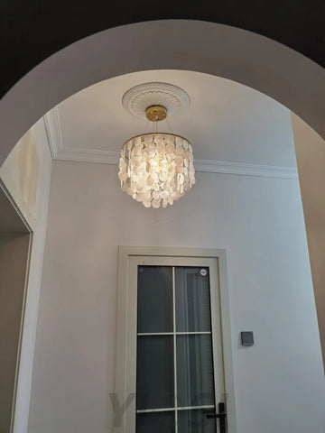 Shell Wind Chime Chandelier ∅ 19.7″ - Yiosilamp