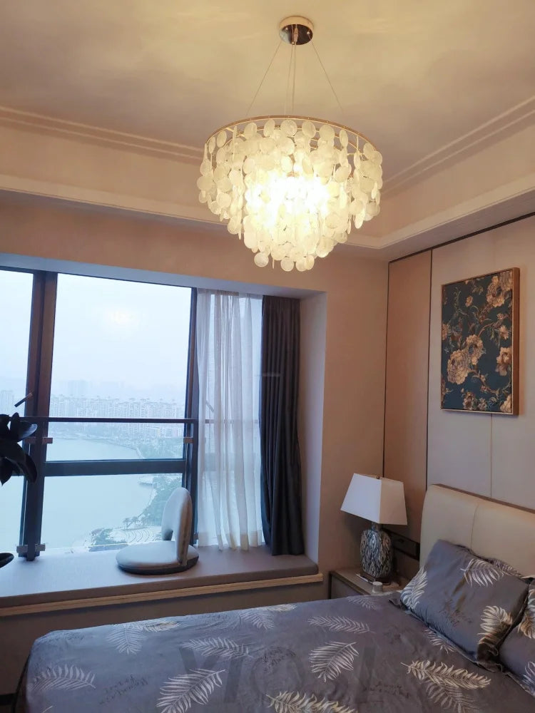 Shell Wind Chime Chandelier ∅ 19.7″ - Yiosilamp