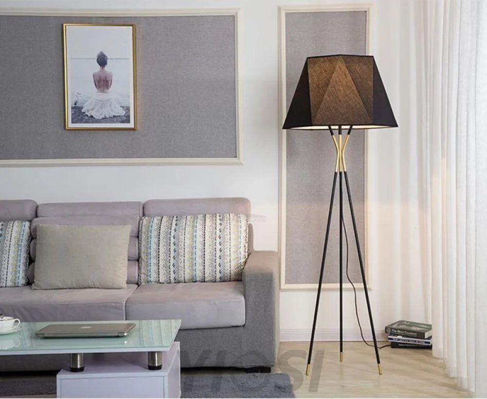 Solitaire Floor Lamp ∅ 21.7″ - Geometry-1-Yiosilamp