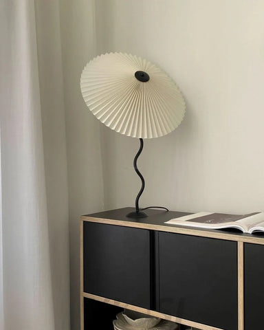 Squiggle Table Lamp ∅ 17″ - Yiosilamp