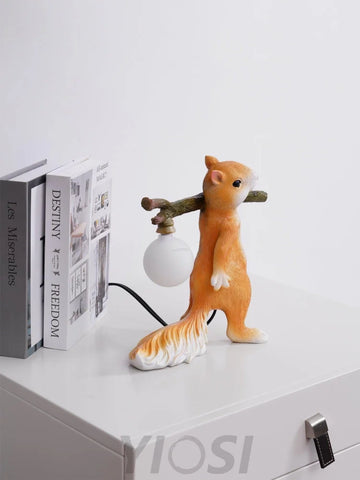 Squirrel Table Lamp ∅ 9.8″ - Creature-1-Yiosilamp