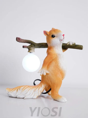 Squirrel Table Lamp ∅ 9.8″ - Creature-1-Yiosilamp