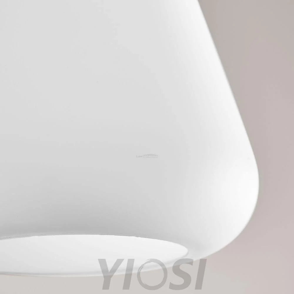 Vanamo Pendant Light ∅ 5.9″ - Earring-1-Yiosilamp