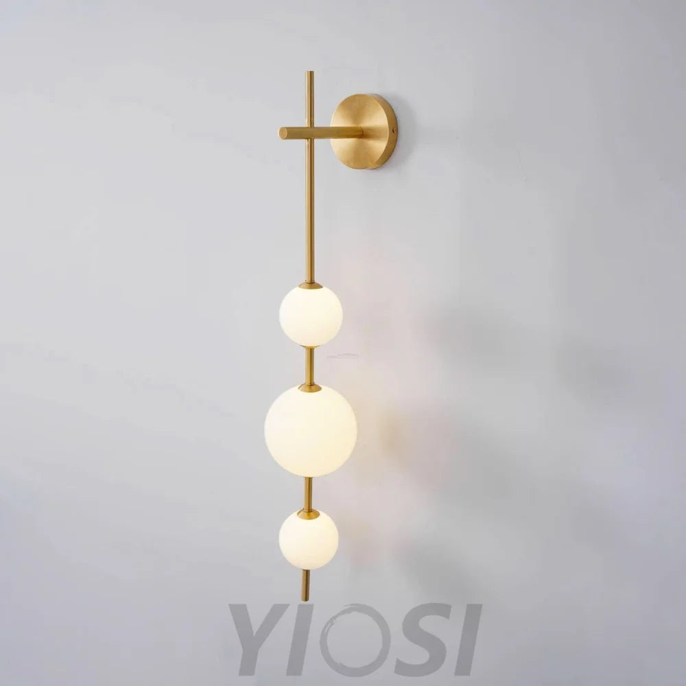 Vertical Globe Wall Sconce - Yiosilamp