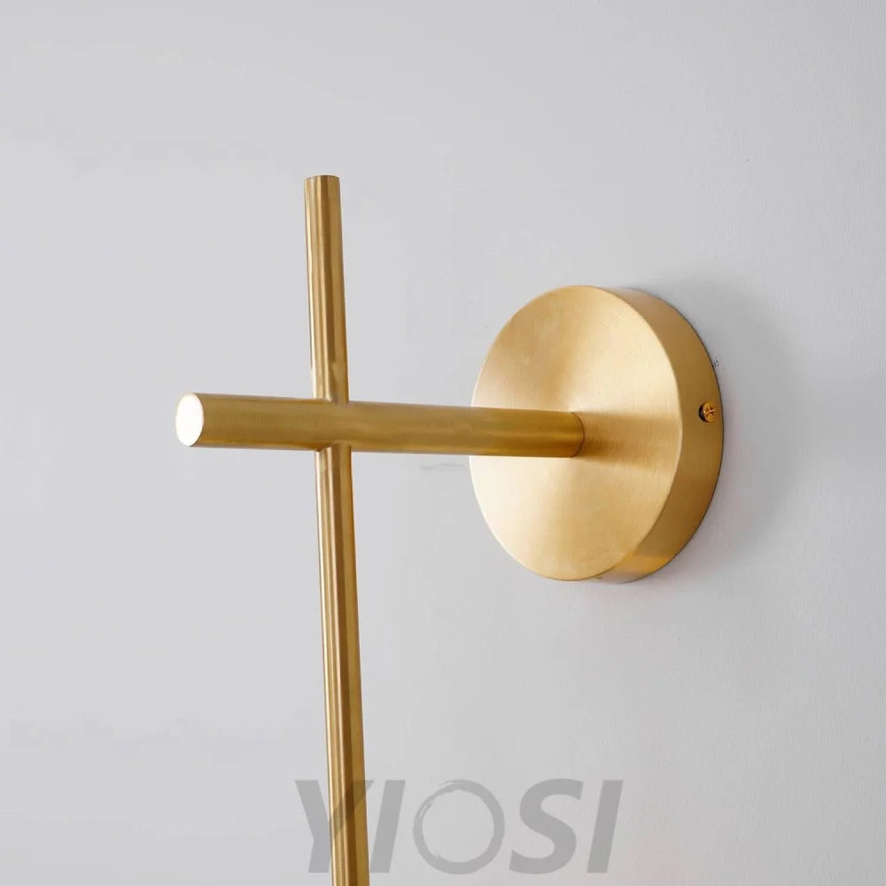 Vertical Globe Wall Sconce - Yiosilamp