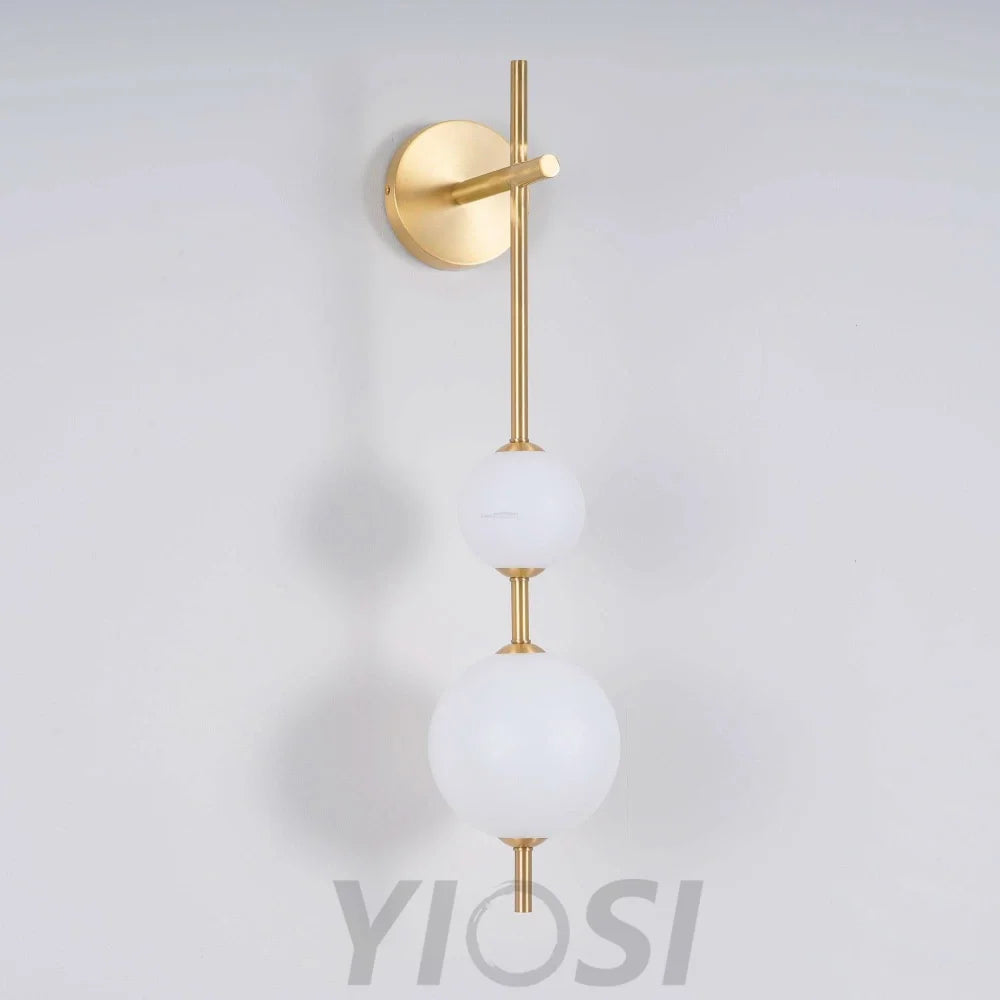 Vertical Globe Wall Sconce - Yiosilamp