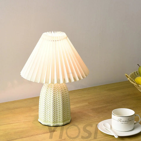 Vintage Pleated Table Light - Fabric-1-Yiosilamp