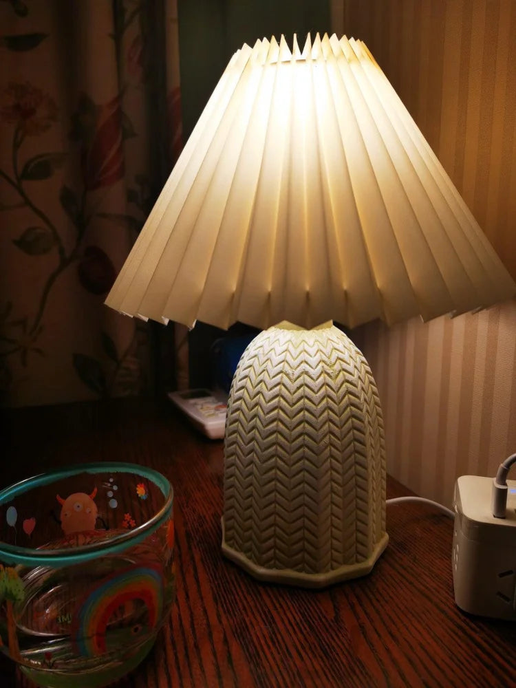 Vintage Pleated Table Light - Fabric-1-Yiosilamp