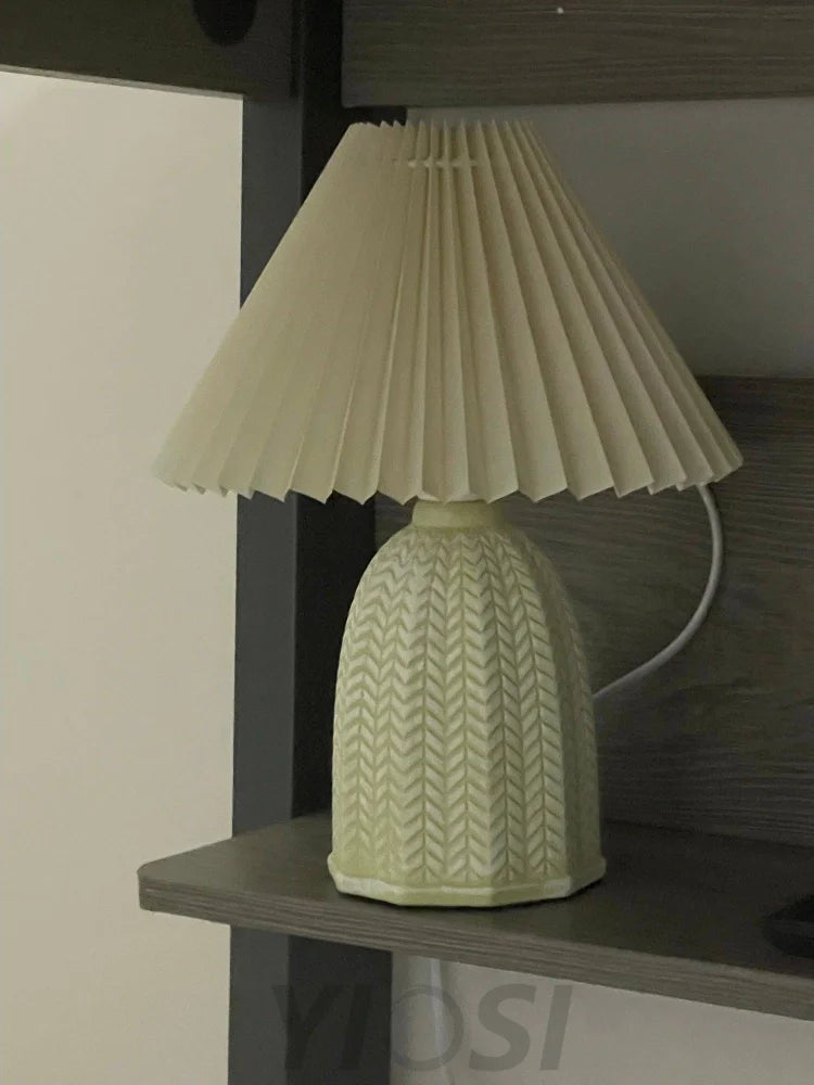 Vintage Pleated Table Light - Fabric-1-Yiosilamp