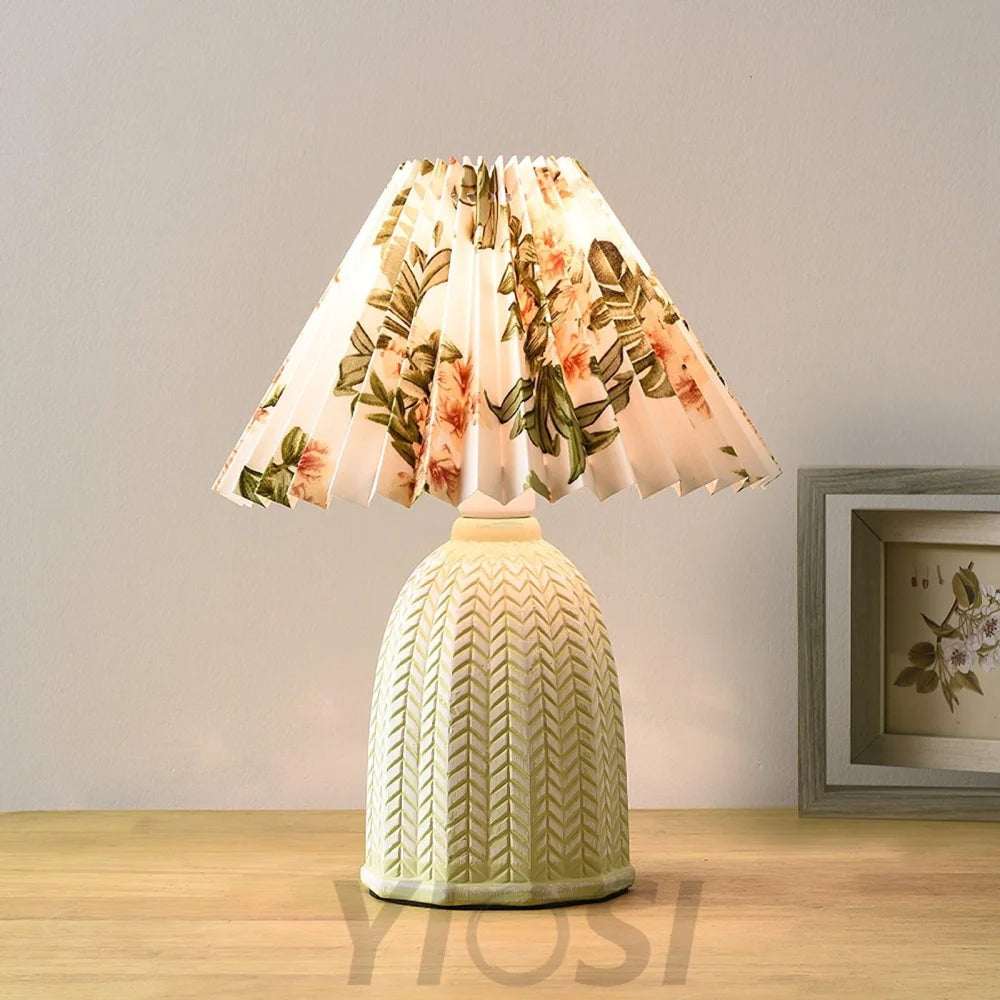 Vintage Pleated Table Light - Fabric-1-Yiosilamp