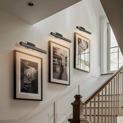 Wall-mounted mirror front wall lamp