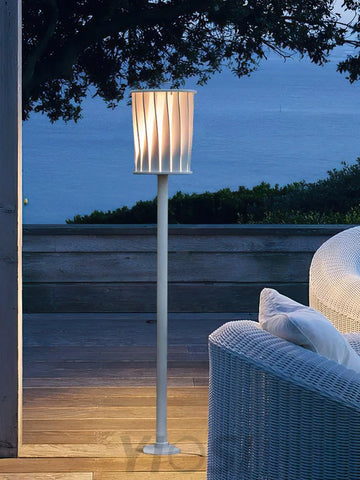 White Column Garden Light ∅ 11″ - Yiosilamp