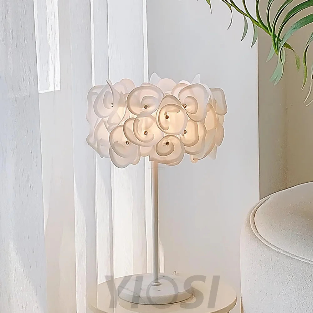 White Hydrangea Table Lamp  ∅ 13.8″ - Plastomer-1-Yiosilamp