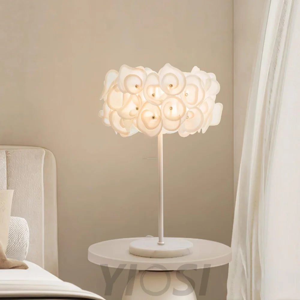 White Hydrangea Table Lamp  ∅ 13.8″ - Plastomer-1-Yiosilamp