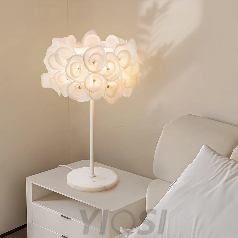 White Hydrangea Table Lamp  ∅ 13.8″ - Plastomer-1-Yiosilamp