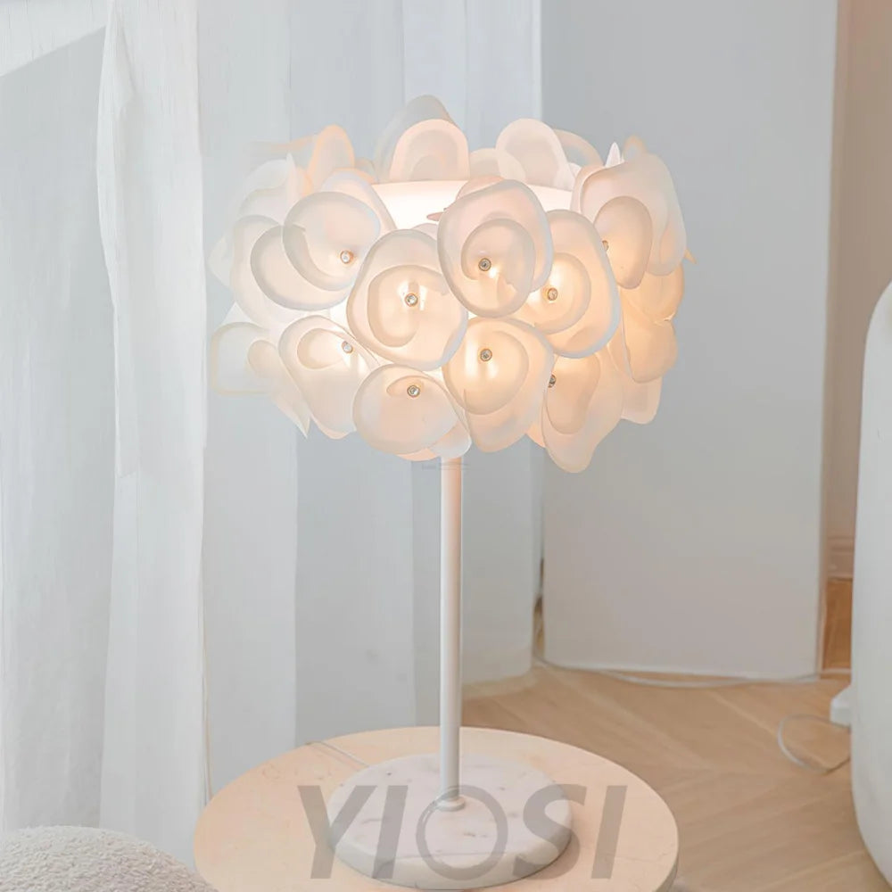 White Hydrangea Table Lamp  ∅ 13.8″ - Plastomer-1-Yiosilamp