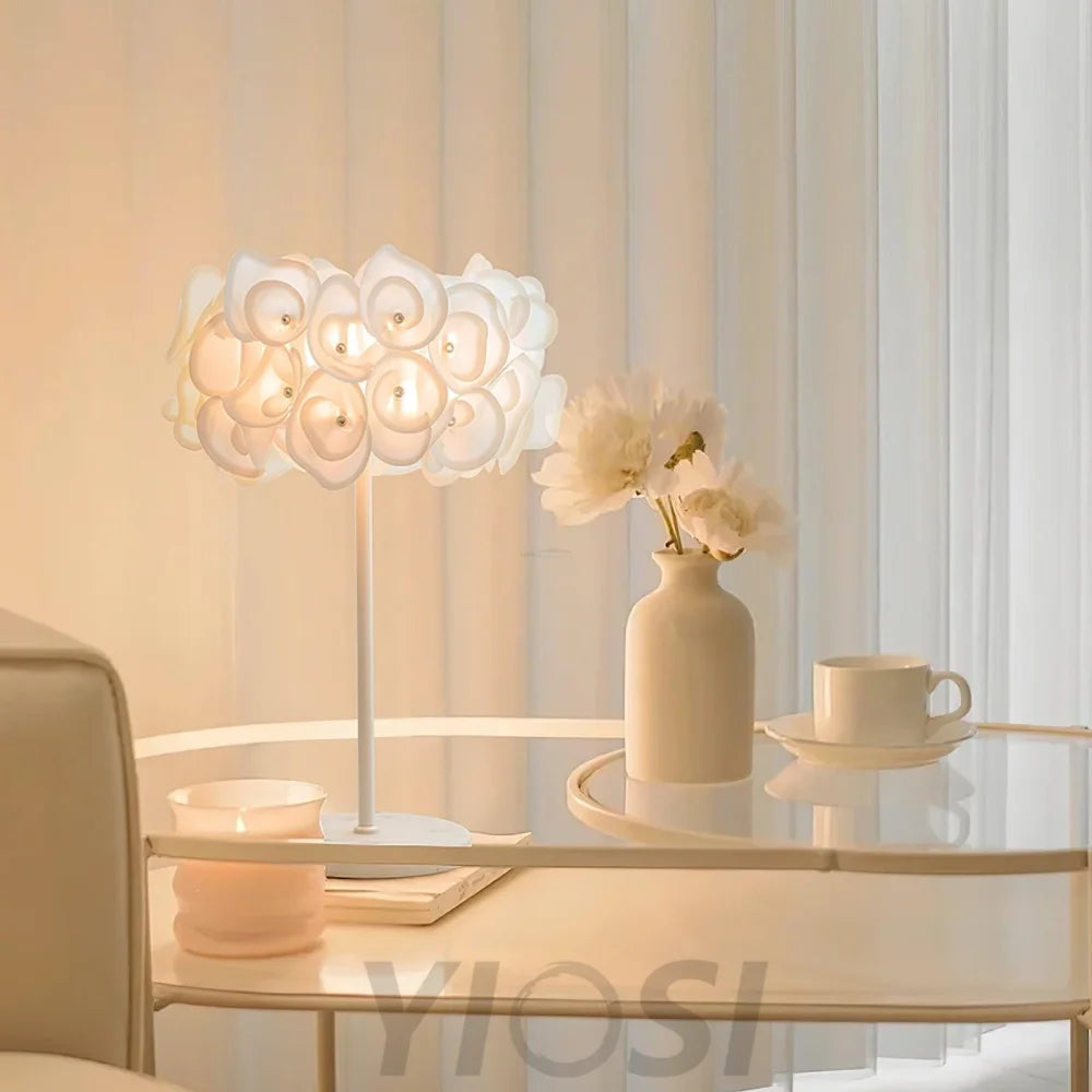 White Hydrangea Table Lamp  ∅ 13.8″ - Plastomer-1-Yiosilamp